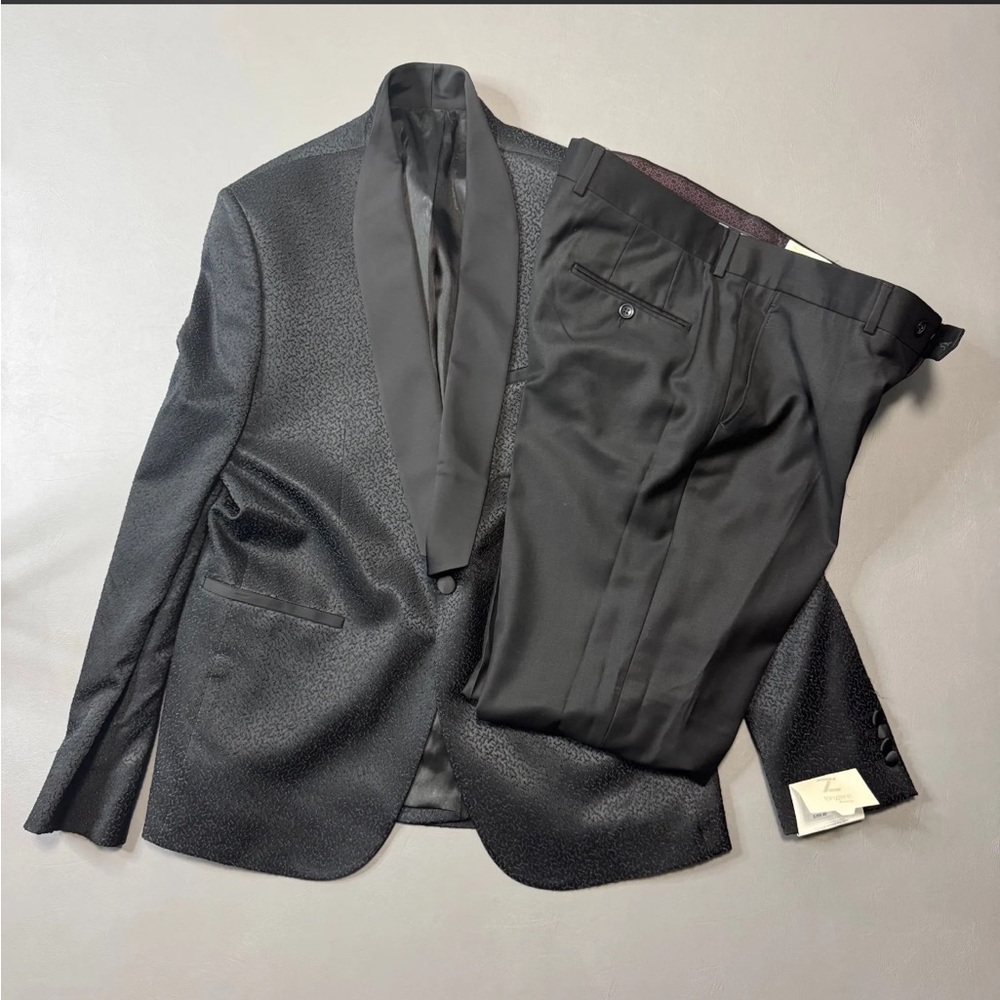 Tonyzenn 44R Slim Black Textured Tuxedo Suit 38x33